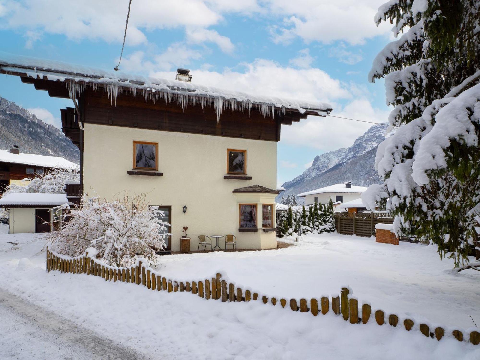Apartamento Haus Alpenrose Waidring Exterior foto